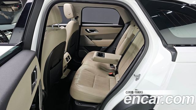 Land Rover Range Rover Velar 2.0 D240 SE 2018 — фото 11