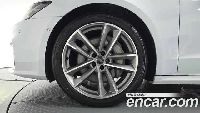Audi A7 (4K) 55 TFSI Quattro Premium 2020 — фото 5