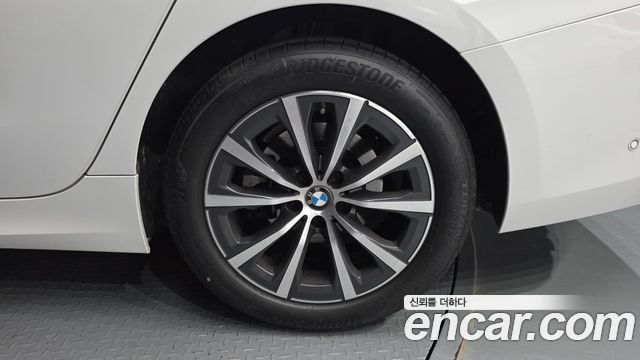 BMW 3 Series (G20) 320i 2024 — фото 21