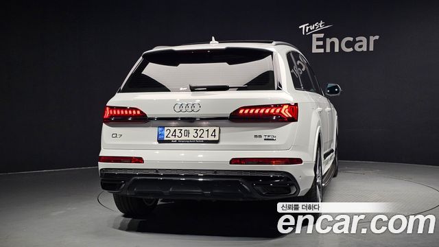 Audi Q7 (4M) 55 TFSI Quattro Premium 2022 — фото 4