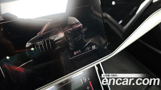 Audi Q7 (4M) 55 TFSI Quattro Premium 2022 — фото 17