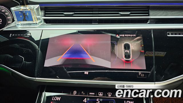 Audi A8 (D5) 55 TFSI Quattro Premium LWB 2022 — фото 19