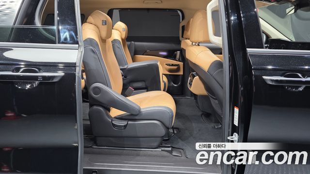 Kia Carnival (IV) Gasoline 11-Seater Signature 2023 — фото 12
