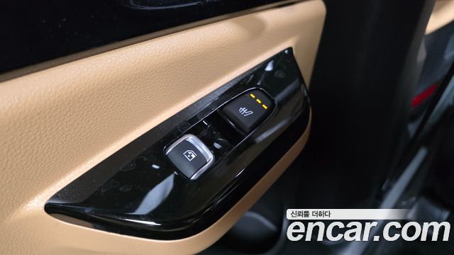 Kia Carnival (IV) Gasoline 11-Seater Signature 2023 — фото 18