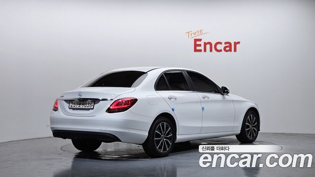 Mercedes-Benz C-Class (W205) C200 2020 — фото 2
