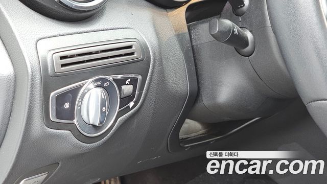 Mercedes-Benz C-Class (W205) C200 2020 — фото 20