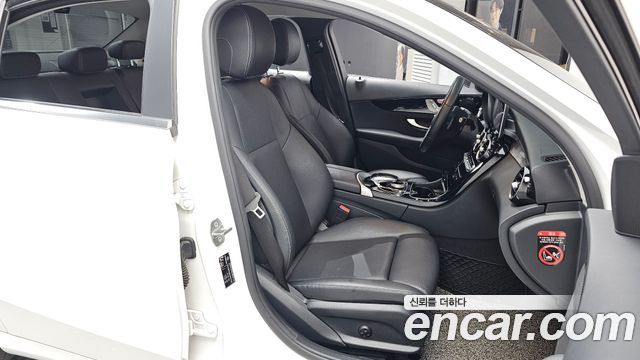 Mercedes-Benz C-Class (W205) C200 2020 — фото 26