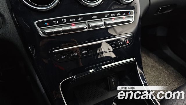 Mercedes-Benz C-Class (W205) C200 2020 — фото 29