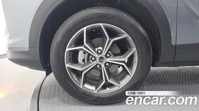 KG Mobility (SsangYong) Beautiful Korando Gasoline 1.5 2WD C5 2023 — фото 5