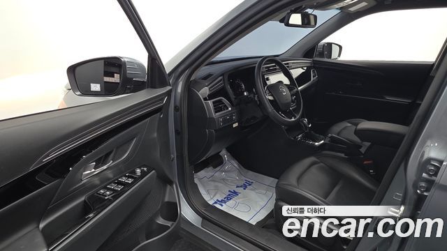 KG Mobility (SsangYong) Beautiful Korando Gasoline 1.5 2WD C5 2023 — фото 10