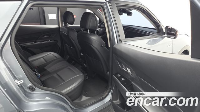 KG Mobility (SsangYong) Beautiful Korando Gasoline 1.5 2WD C5 2023 — фото 11