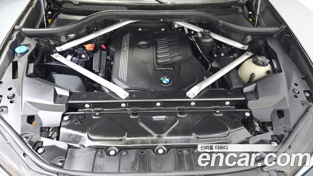 BMW X6 (G06) xDrive40i M Sport 2023 — фото 6