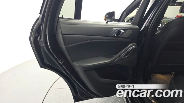 BMW X6 (G06) xDrive40i M Sport 2023 — фото 25