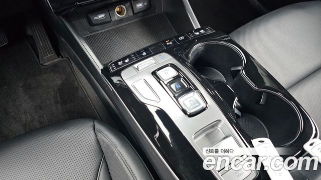 Hyundai Tucson (NX4) Gasoline 1.6 Turbo 2WD Premium 2022 — фото 9