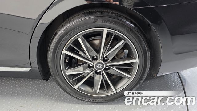 Hyundai Grandeur (IG) 3.0 LPi Rent Car Premium 2021 — фото 21