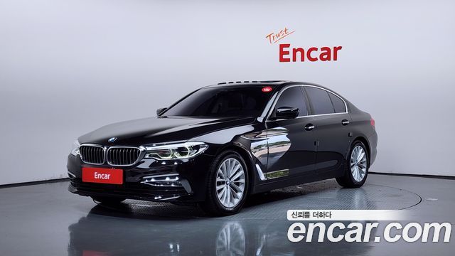 BMW 5 Series (G30) 530i Luxury Plus 2018 — фото 1