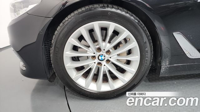 BMW 5 Series (G30) 530i Luxury Plus 2018 — фото 5