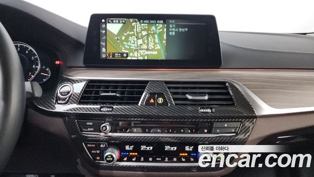 BMW 5 Series (G30) 530i Luxury Plus 2018 — фото 16