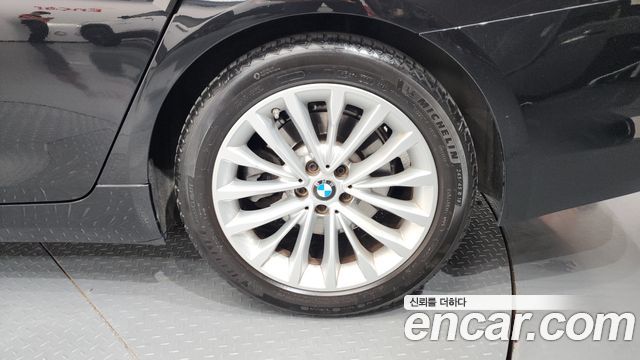 BMW 5 Series (G30) 530i Luxury Plus 2018 — фото 27