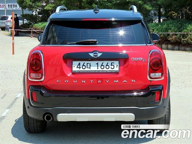 MINI Cooper D Countryman ALL4 2nd 2018 — фото 4