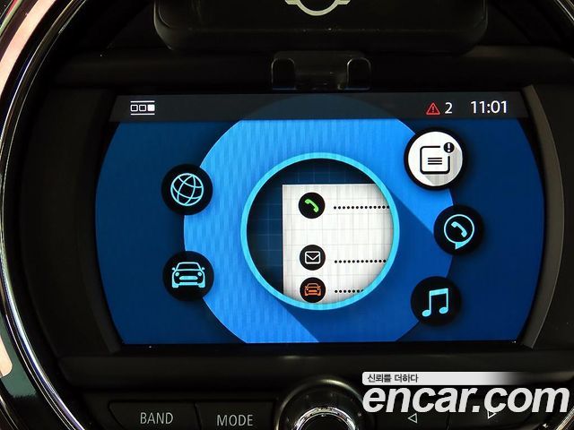 MINI Cooper D Countryman ALL4 2nd 2018 — фото 17
