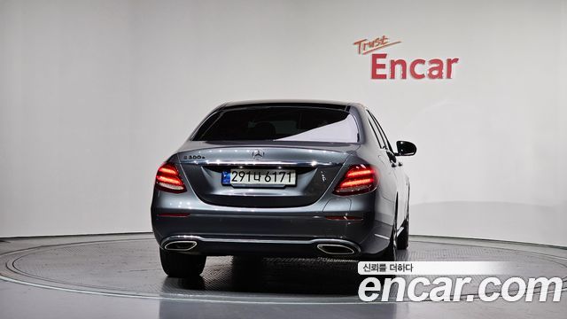 Mercedes-Benz E-Class (W213) E300e Exclusive 2019 — фото 4