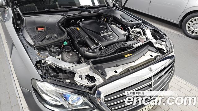 Mercedes-Benz E-Class (W213) E300e Exclusive 2019 — фото 6