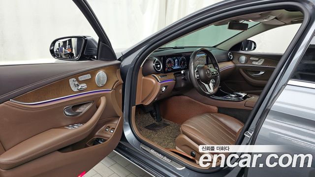 Mercedes-Benz E-Class (W213) E300e Exclusive 2019 — фото 10
