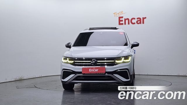 Volkswagen Tiguan Allspace 2.0 TSI Prestige 2023 — фото 3