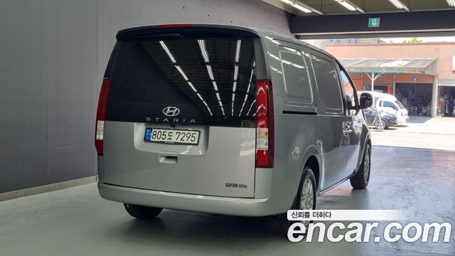 Hyundai Staria Cargo 3-Seater Modern 2022 — фото 2