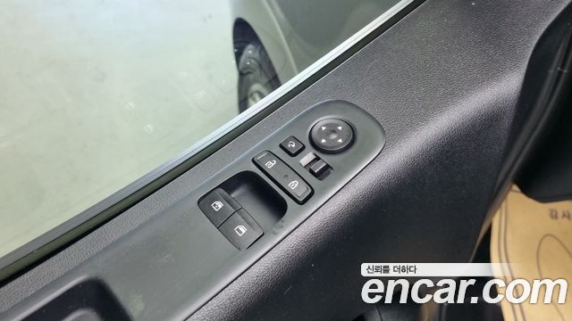 Hyundai Staria Cargo 3-Seater Modern 2022 — фото 15