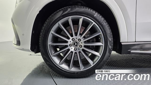 Mercedes-Benz GLE-Class (W167) GLE450d 4MATIC Coupe 2023 — фото 5