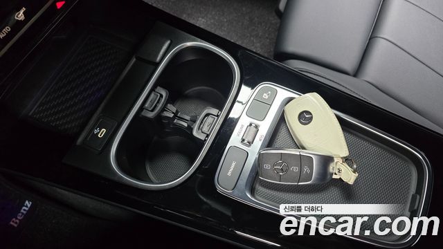 Mercedes-Benz A-Class (W177) A220 Sedan 2024 — фото 16
