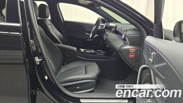 Mercedes-Benz A-Class (W177) A220 Sedan 2024 — фото 26