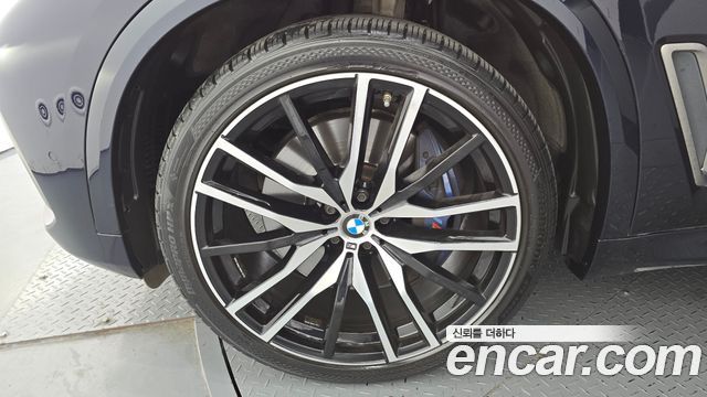 BMW X5 (G05) M50i 2021 — фото 5