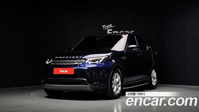 Land Rover Discovery 5 2.0 SD4 SE 2018 — фото 1