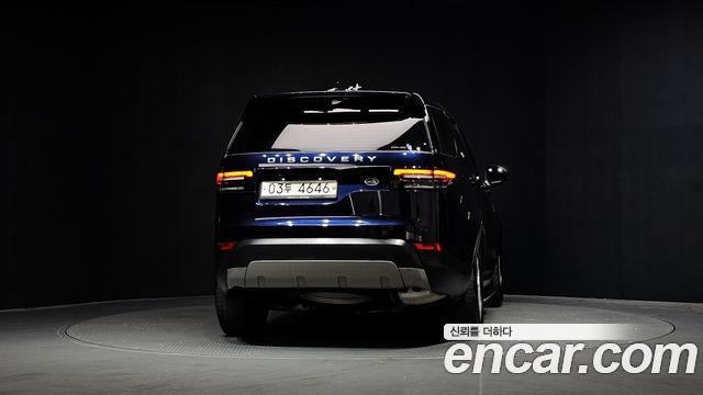 Land Rover Discovery 5 2.0 SD4 SE 2018 — фото 4