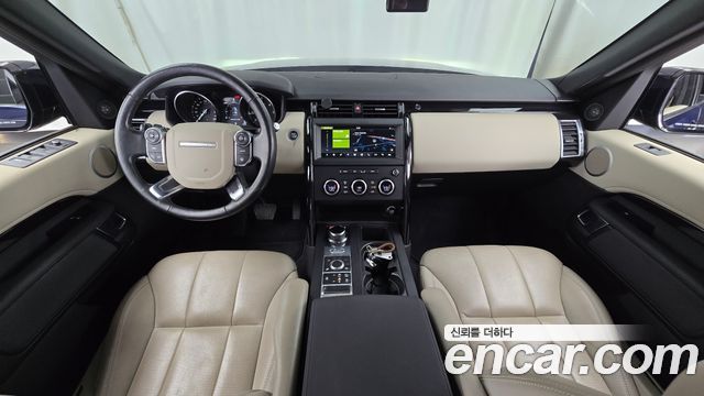 Land Rover Discovery 5 2.0 SD4 SE 2018 — фото 7