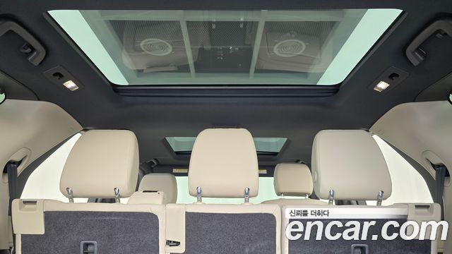 Land Rover Discovery 5 2.0 SD4 SE 2018 — фото 18