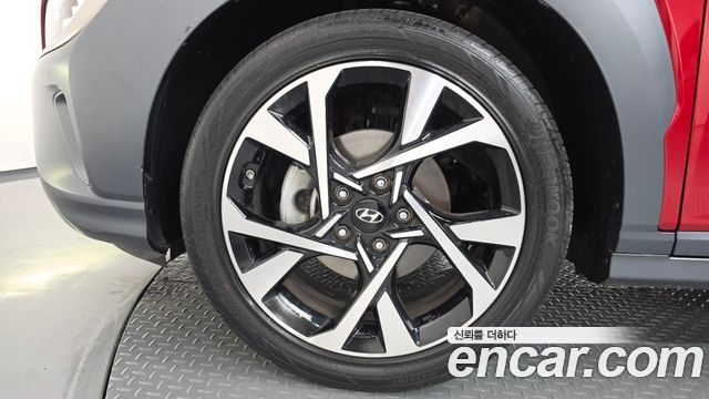 Hyundai Kona Gasoline 2.0 2WD Inspiration 2022 — фото 5