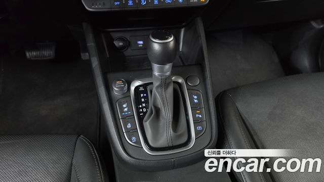 Hyundai Kona Gasoline 2.0 2WD Inspiration 2022 — фото 9