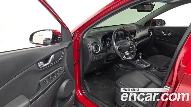 Hyundai Kona Gasoline 2.0 2WD Inspiration 2022 — фото 10