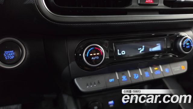 Hyundai Kona Gasoline 2.0 2WD Inspiration 2022 — фото 33