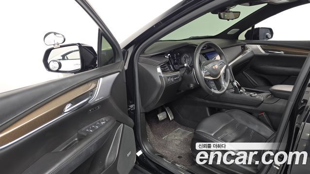 Cadillac XT5 3.6 Sport AWD 2020 — фото 10