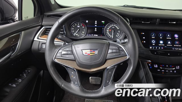 Cadillac XT5 3.6 Sport AWD 2020 — фото 16
