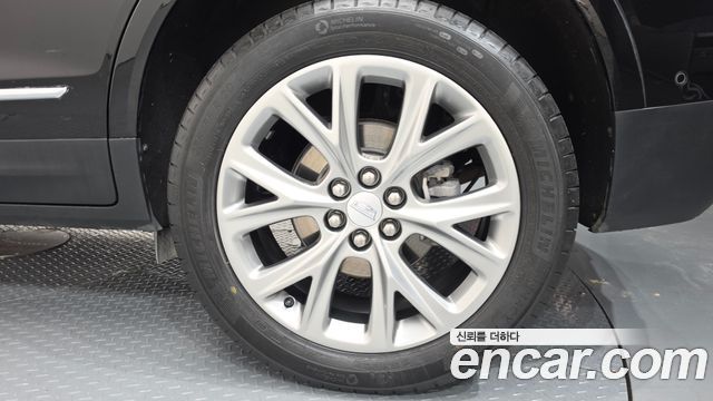 Cadillac XT5 3.6 Sport AWD 2020 — фото 27