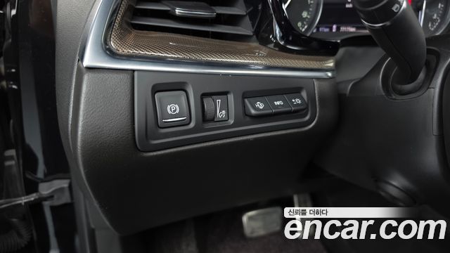 Cadillac XT5 3.6 Sport AWD 2020 — фото 34