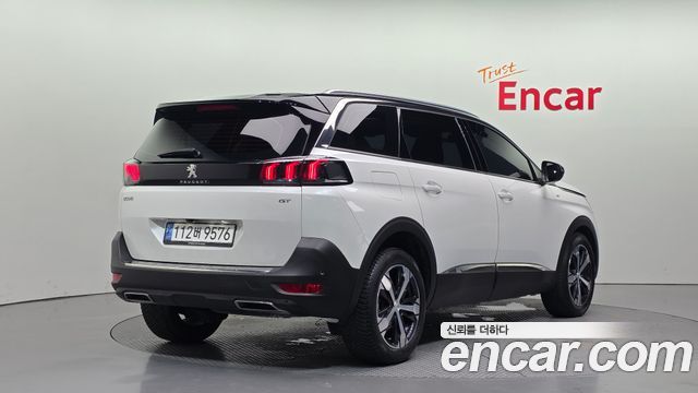 Peugeot 5008 (II) 1.2 Pure Tech GT 2022 — фото 2
