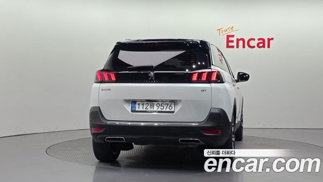 Peugeot 5008 (II) 1.2 Pure Tech GT 2022 — фото 4