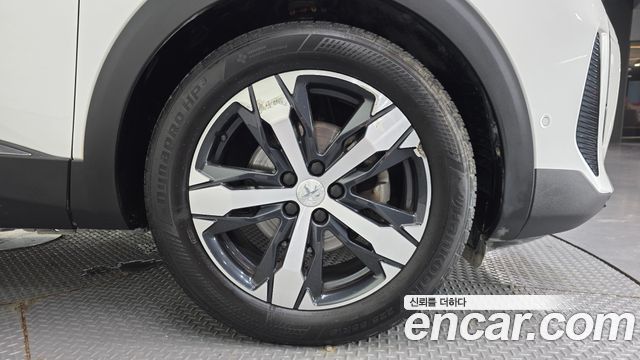 Peugeot 5008 (II) 1.2 Pure Tech GT 2022 — фото 5
